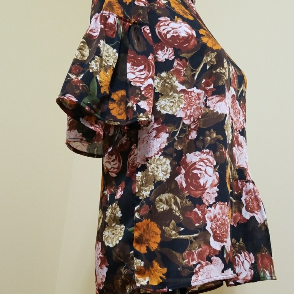 H&M blouse - Picture 6 of 8